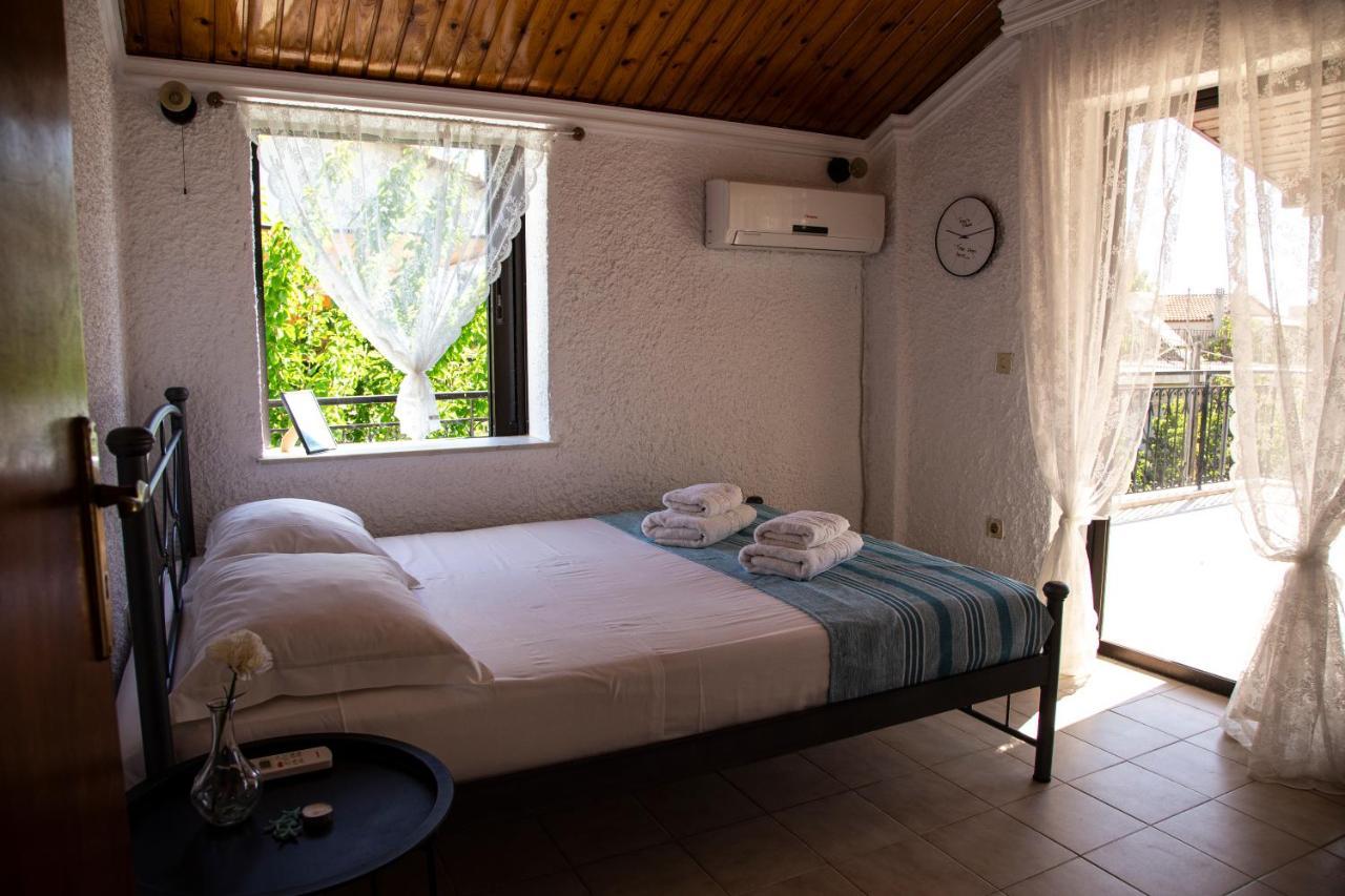 Rose'S Place Artemida  Dış mekan fotoğraf